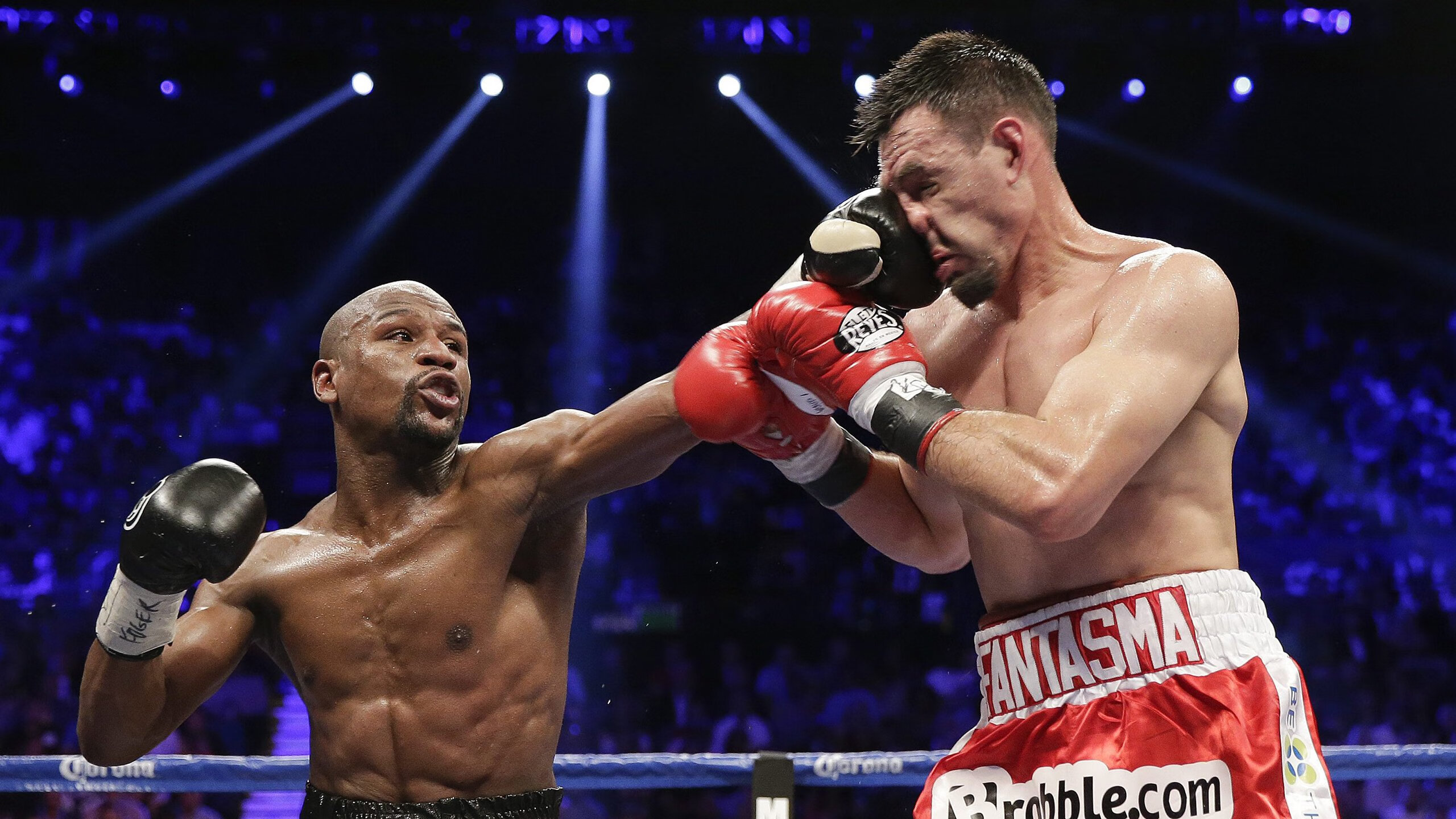 霍勒迪单点爆破撕裂防线！北京窒息攻防让火箭熄火